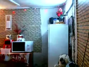 Chaturbate Live Sex Cam of real_coupl3