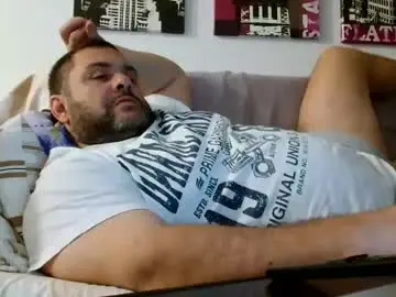 Chaturbate Adult Video Chat of themastercomander