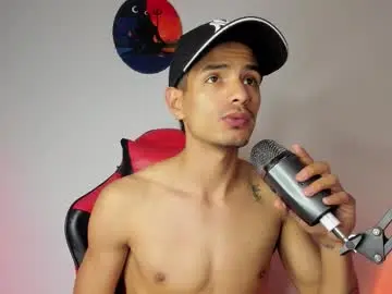 Chaturbate Watch Live Sex Cams of diego_latino