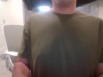 Chaturbate Live Sex Cam of greatlakesdad2025