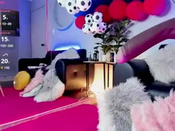 Chaturbate Free Live Porn of lucy_river_