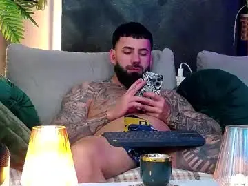 Chaturbate Free Porn Cam of masterkingofmuscle