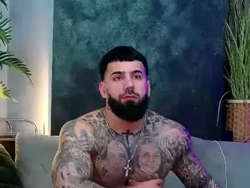 Chaturbate Live Sex Cam of masterkingofmuscle