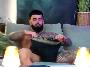 Chaturbate Live Sex Cam of masterkingofmuscle