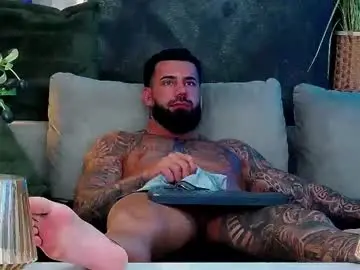 Chaturbate Live Sex Cam of masterkingofmuscle