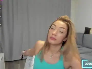 Chaturbate Watch Live Sex Cams of rossana_doll