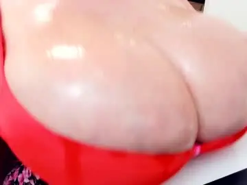 Chaturbate Free Live Porn of claraboobies