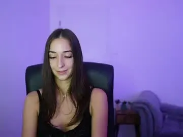 Chaturbate Free Porn Cam of crystalbrunette18