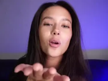 Chaturbate Live Sex Cam of emilybatee