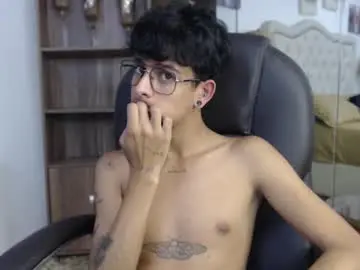 Chaturbate Watch Live Sex Cams of ibratxandy
