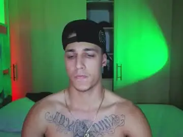 Chaturbate Nude Webcam of orionblaze69_