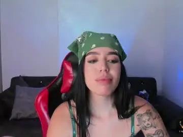 Chaturbate Adult Video Chat of zoee_jackson