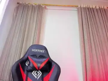 Chaturbate Best live sex cam show of aleja_hill