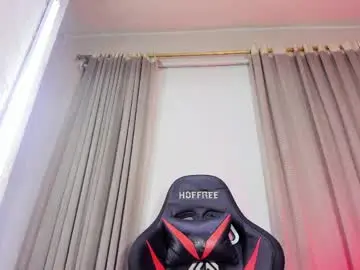 Chaturbate Free Porn Cam of aleja_hill