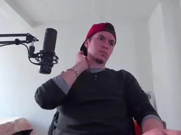 Chaturbate Free Porn Cam of dreamhunterdz