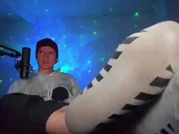 Chaturbate Sex Cam of dreamhunterdz