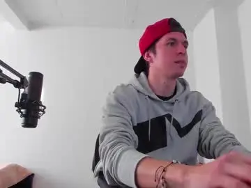 Chaturbate Free Live Porn of dreamhunterdz