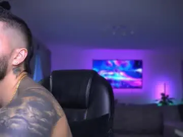 Chaturbate Free Porn Cam of frankfarrellx