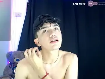 Chaturbate Live Porn of benji_hoter