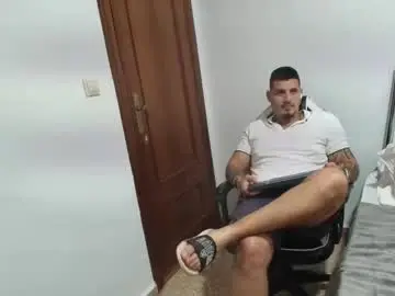 Chaturbate Free Live Porn of danielmilan