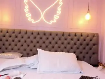 Chaturbate Sex Cam of hillary_bigbutt