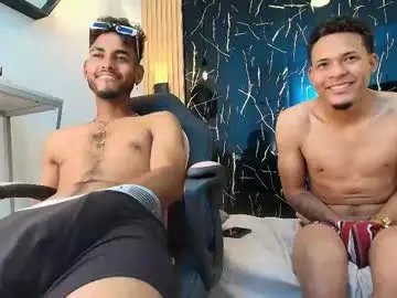 Chaturbate Live Sex of noahsmith26