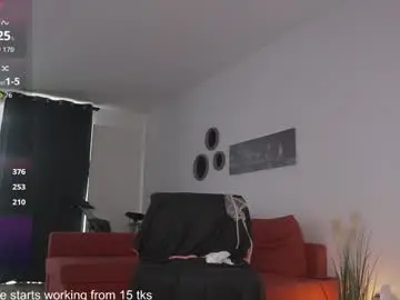 Chaturbate Watch Live Sex Cams of queen_leylla