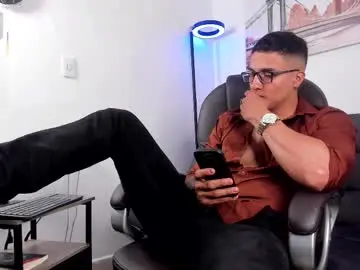 Chaturbate Adult Webcam of dash_bukoski