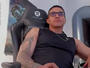 Chaturbate Live Porn of dash_bukoski