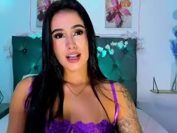Chaturbate Live Sex Cam of sagirabelle