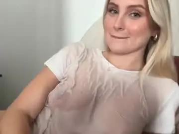 Chaturbate Live Porn of bellaryderr