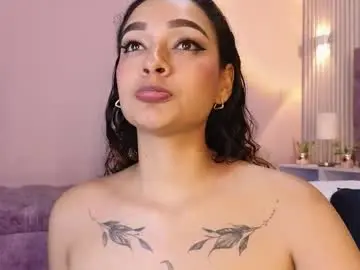 Chaturbate Adult Video Chat of emily_foxyy