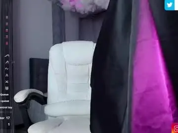 Chaturbate Live Sex Cam of lylita_moon