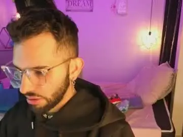 Chaturbate Watch Live Sex Cams of annie_and_ryan