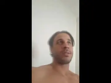 Chaturbate Live Sex Cam of latino_rodri