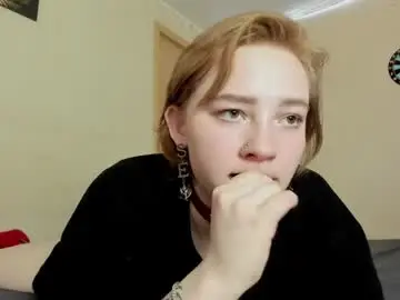 Chaturbate Best live sex cam show of lexy_l0vy