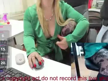 Chaturbate Live Sex Cam of milf_viktoria