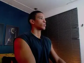 Chaturbate Live Porn of puma_fit