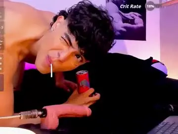 Chaturbate Free Porn Cam of adam_sword4