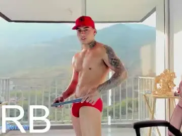 Chaturbate Live Sex Cam of dominiofit