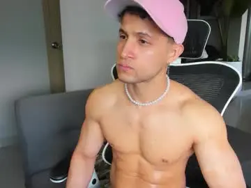 Chaturbate Live Porn of paul_reyborg