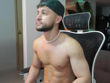 Chaturbate Nude Webcam of paul_reyborg