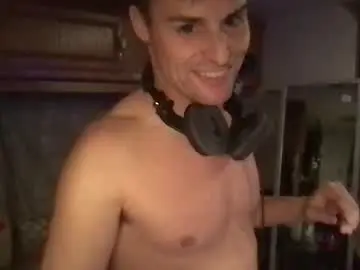 Chaturbate Sex Chat of rambosamboxxx