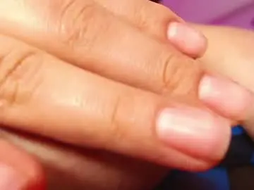 Chaturbate Watch Live Sex Cams of annie_20_