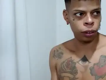 Chaturbate Live Sex Cam of brandonstond