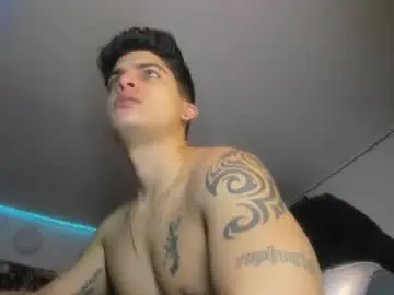 Chaturbate Live Sex Cam of charlie_hotx