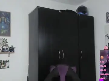 Chaturbate Live Sex Cam of succubus_girl_