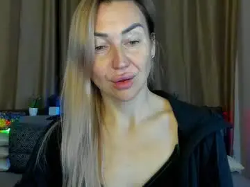 Chaturbate Live Sex Cam of ay_kiss_jully