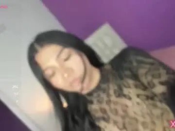 Chaturbate Live Porn of camila_hott1