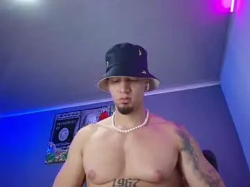 Chaturbate Free Live Porn of camiloalvarezzz3